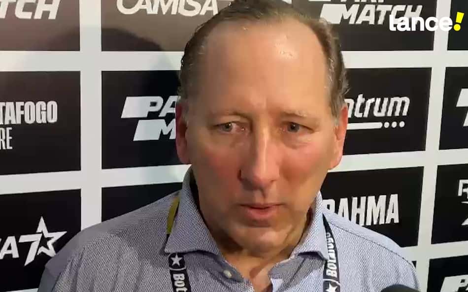 Textor, dono da SAF do Botafogo, lamenta perda do título, mas considera temporada um progresso: 'Olhar para frente'