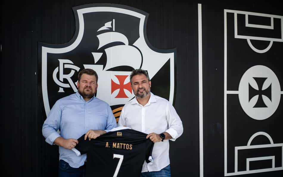 Alexandre Mattos visita o CT do Vasco e revela: 'Me surpreendeu positivamente'