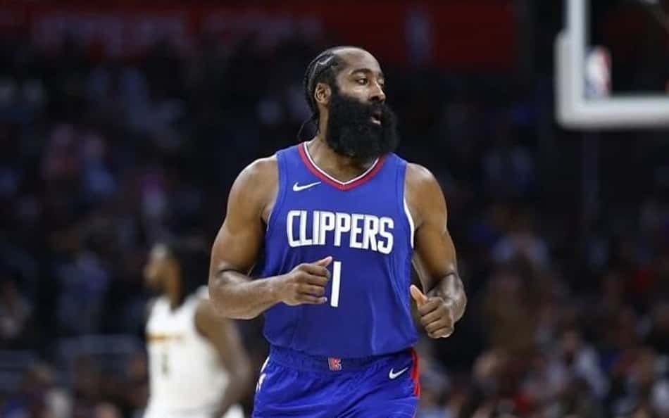 James Harden confirma promessa de contrato máximo do 76ers