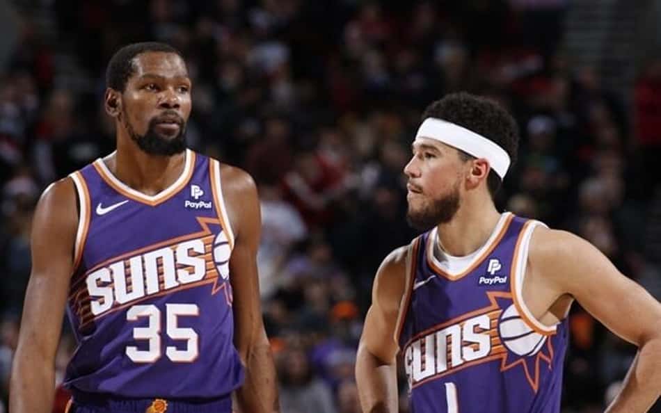 Crise no Phoenix Suns: Devin Booker minimiza momento ruim