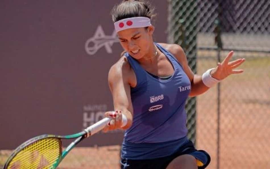 Carol Meligeni estreia com vitória em Vacaria