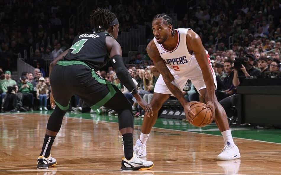 Kawhi Leonard lidera e Clippers "amassa" Celtics fora de casa