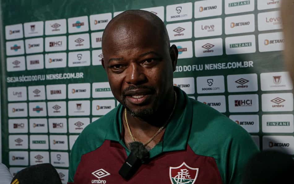 Marcão enaltece estreias de Renato Augusto e Gabriel Pires no Fluminense: 'Vão nos dar alegria'