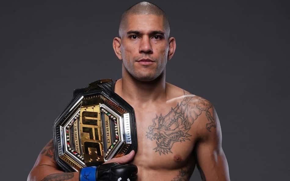 Campeão do UFC revela que antiga namorada era casada: 'Deletei da minha vida'