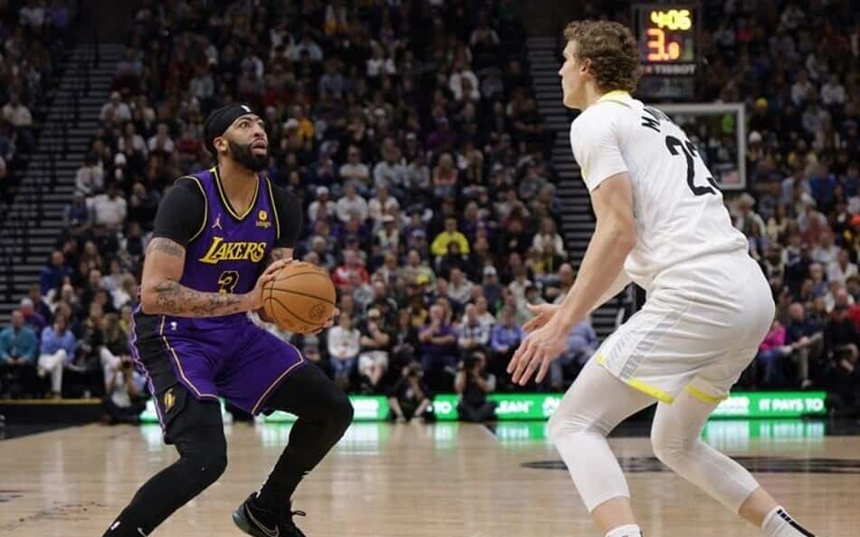 Anthony Davis assume culpa por derrota do Lakers para o Jazz: "Não fiz meu trabalho"