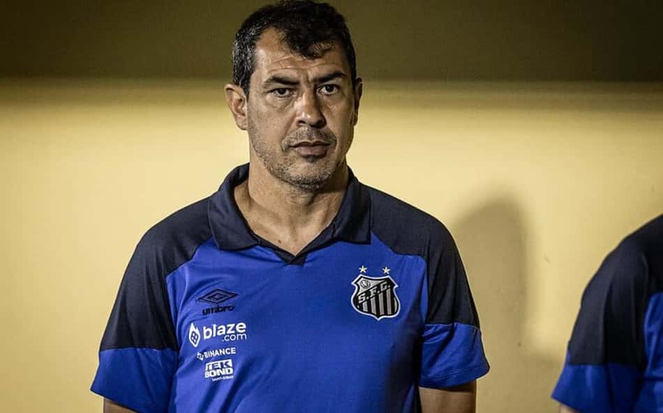 Carille reprova desempenho do Santos, mas exalta elenco: 'Início acima do esperado'