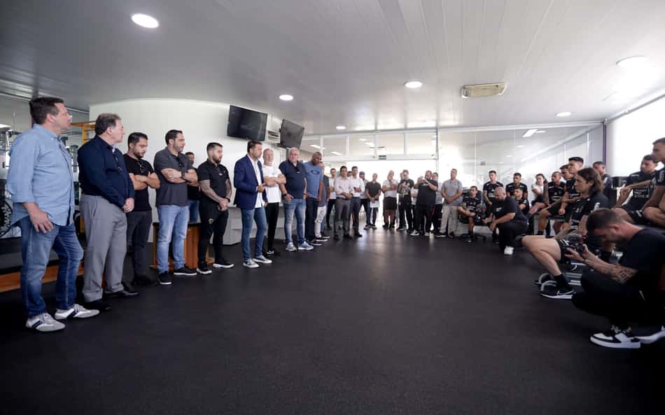 Diretoria do Corinthians 'apara arestas' com Cássio após desabafo do capitão