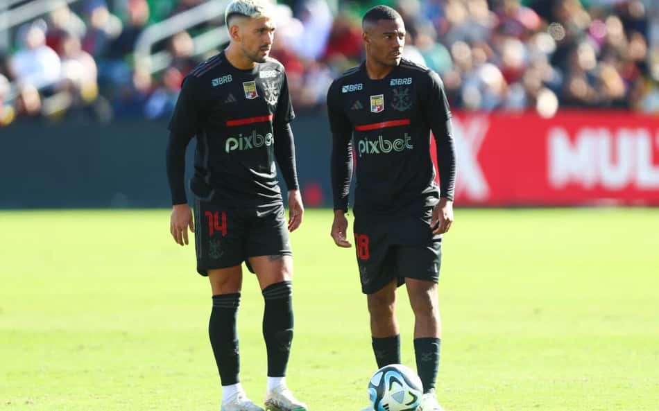Com De La Cruz como uma possibilidade em amistoso, Tite pode testar formação nova no Flamengo