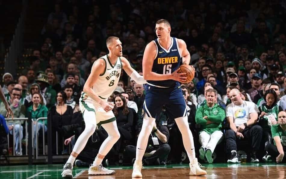 Nikola Jokic brilha e Nuggets bate Celtics fora de casa