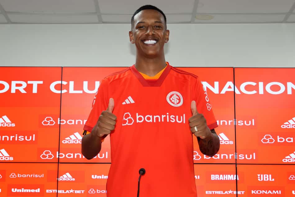 Robert Renan – Internacional
