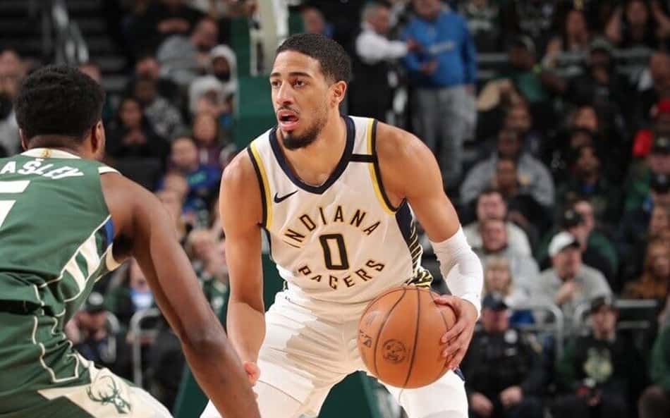 Tyrese Haliburton beira triplo-duplo e Pacers supera Bucks