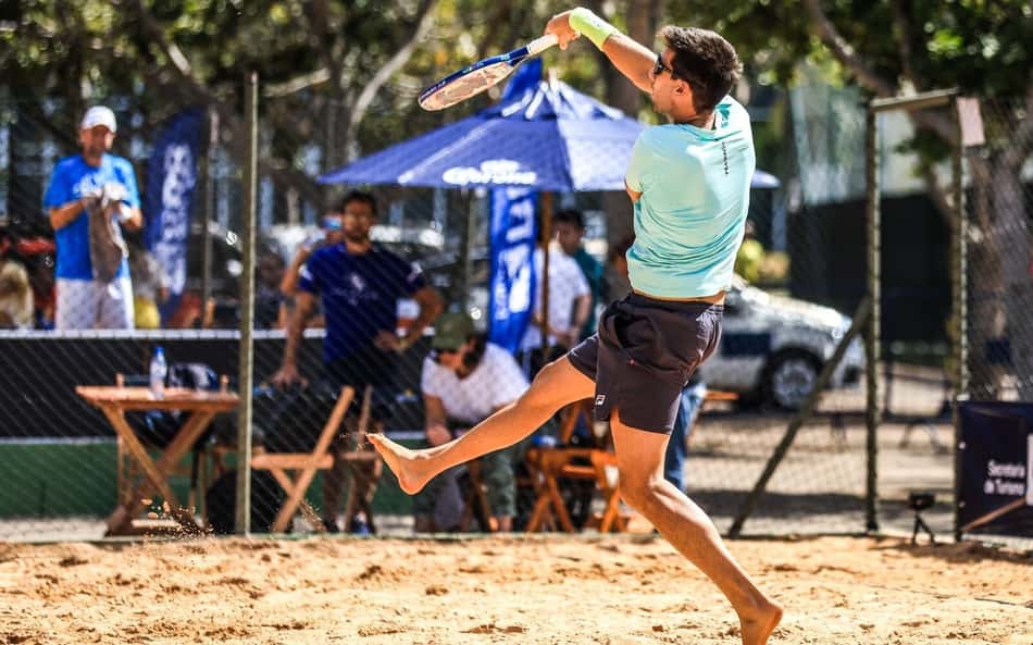 Atleta da seleção de Beach Tennis, Allan Oliveira passa por dois procedimentos no joelho