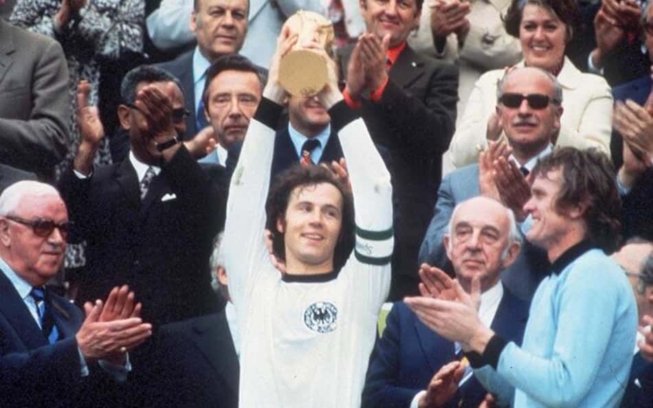 Bayern de Munique e outros times se despedem de Beckenbauer: 'Nunca teria se tornado o clube que é hoje'