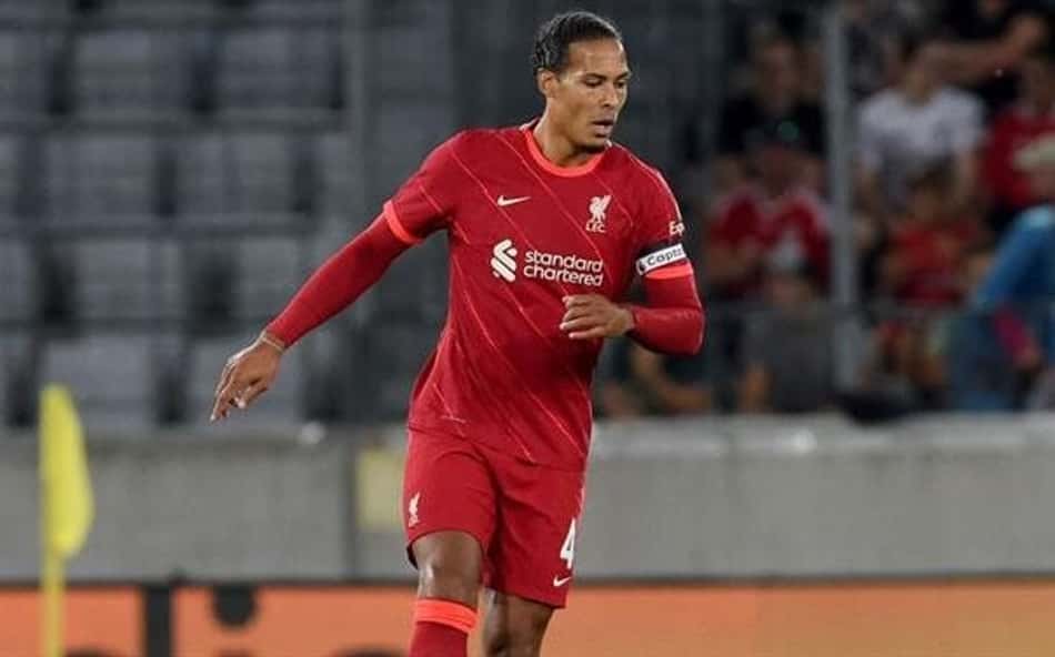 Van Dijk nega saída do Liverpool: 'Estou 100% comprometido'