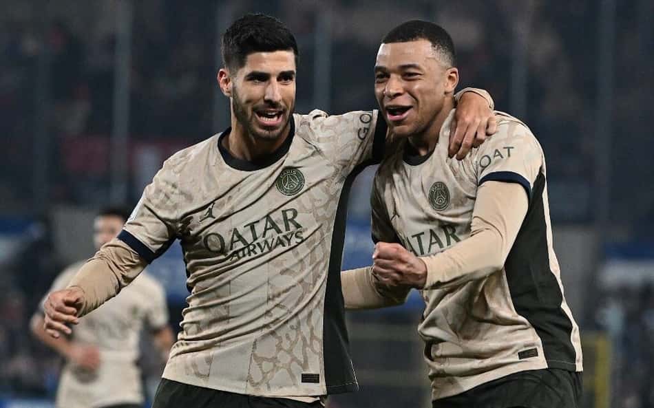 Mbappé perde pênalti, abre o placar na sequência e PSG vence Strasbourg pelo Campeonato Francês