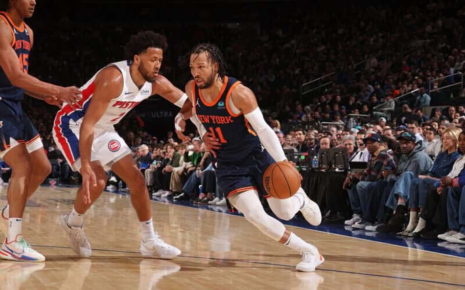 Jalen Brunson lidera, Knicks bate Pistons e afasta zebra