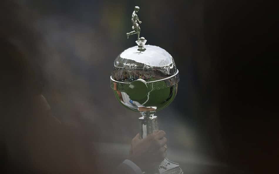 Conmebol reajusta valores e distribuirá R$ 1,5 bilhão em premiação aos clubes em 2024