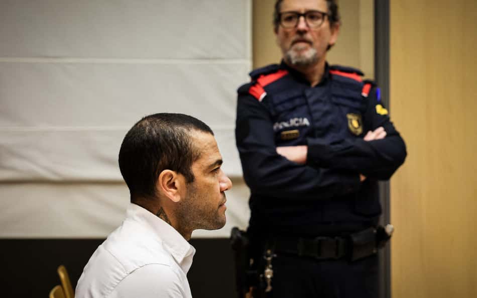 VÍDEO: Advogada de Dani Alves diz que vai recorrer da sentença: 'Acredito na inocência'