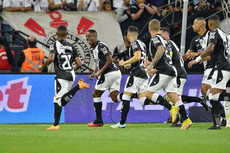 Corinthians-Ponte-Preta-Paulistão