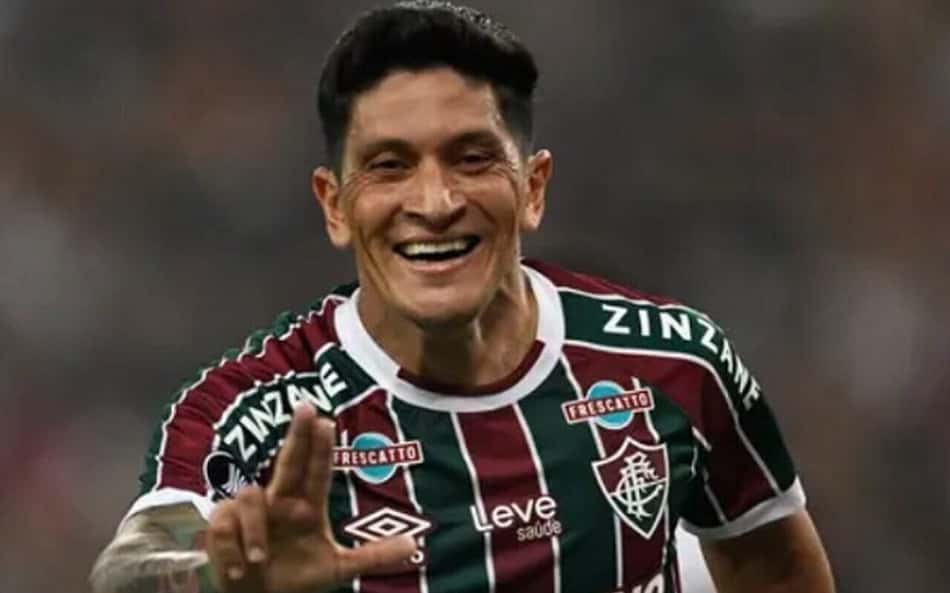Federação Internacional atualiza posição de clubes brasileiros em ranking mundial; veja lista