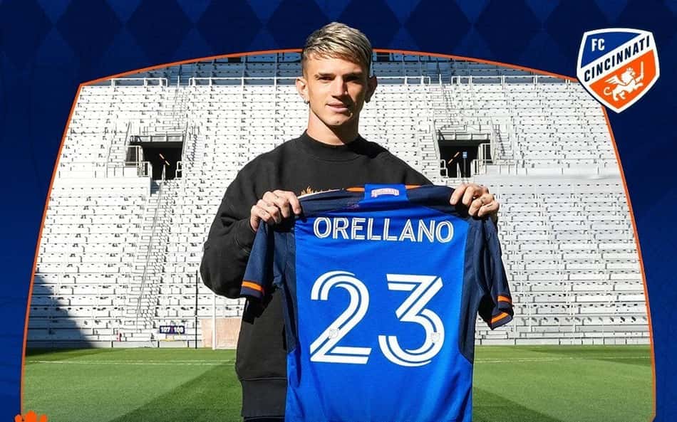Vasco confirma empréstimo de Orellano para clube da MLS