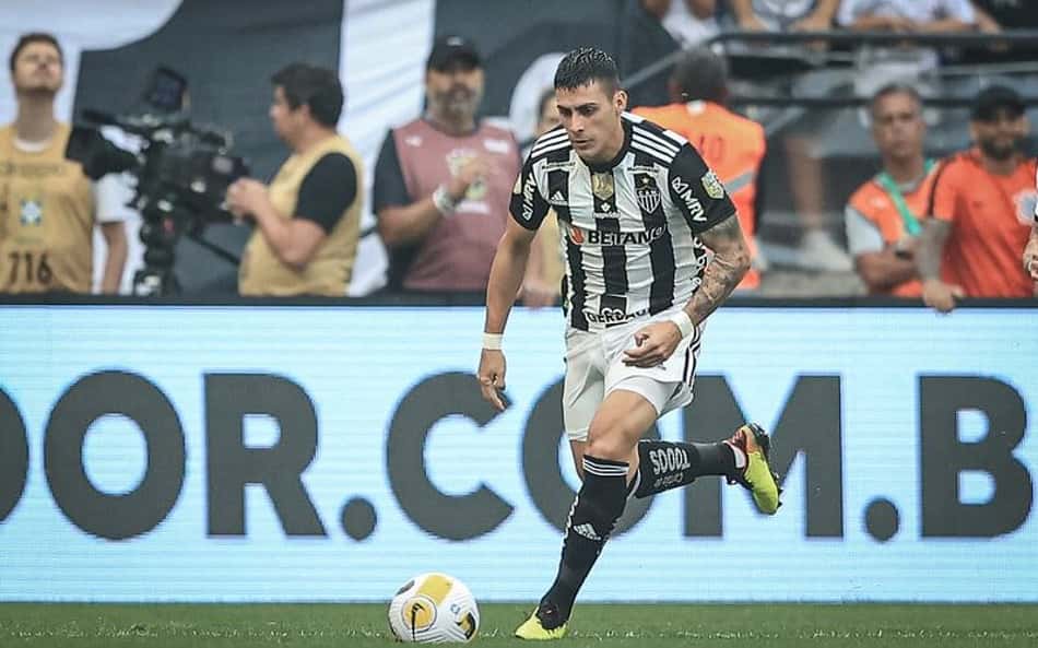 Grêmio avança em negociações com Atlético-MG por Pavón