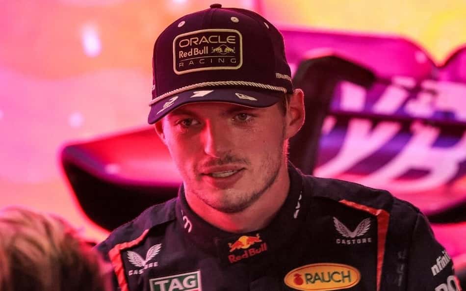 Verstappen diz que chance de sair da Red Bull é 'menor do que duas semanas atrás'