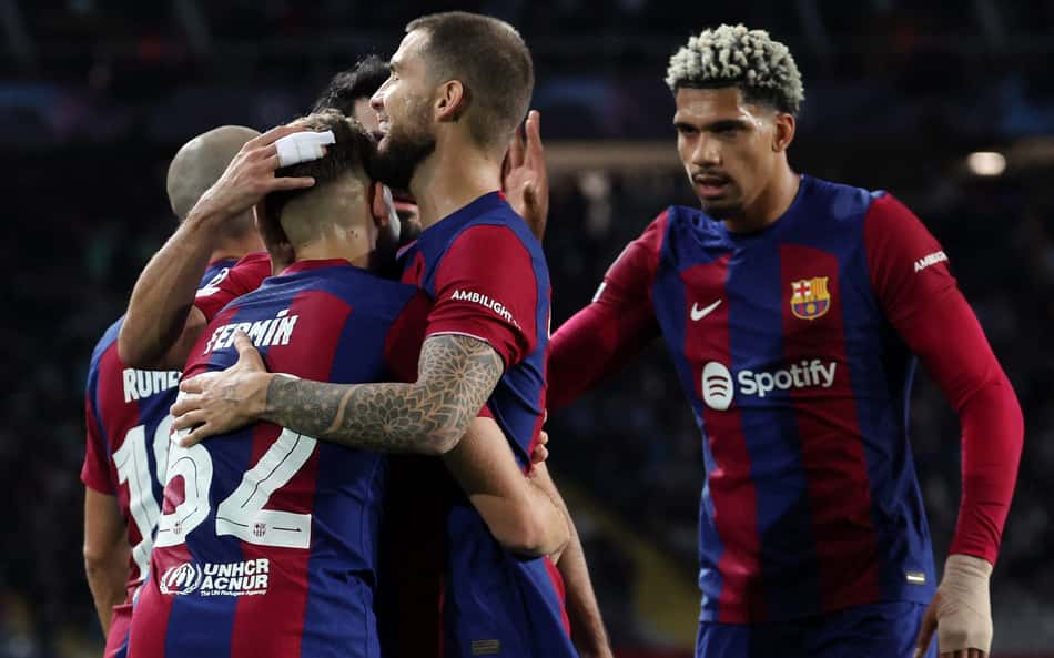 Titular do Barcelona comenta indefinição sobre futuro: 'Não sei o que vai acontecer, mas estou feliz aqui'