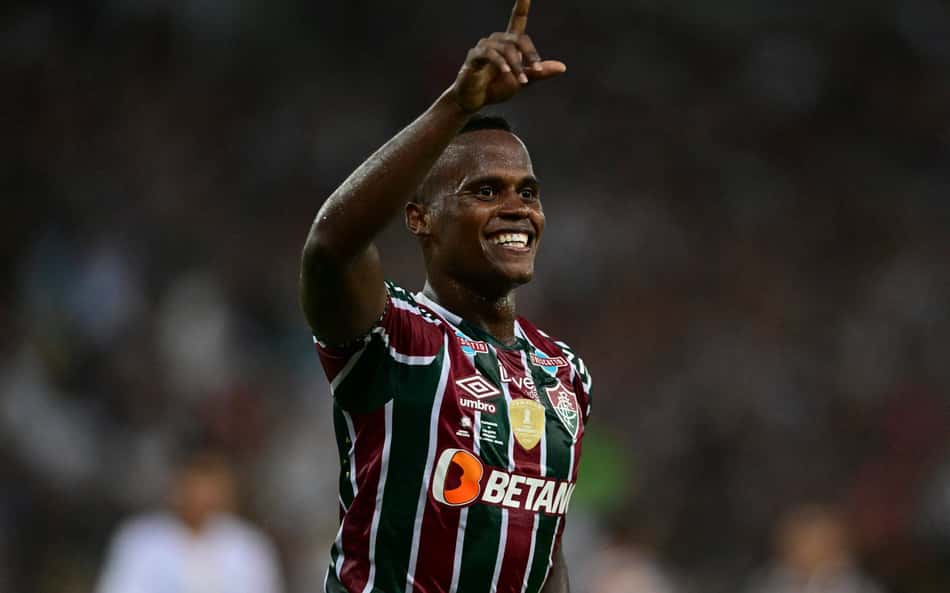 Jhon Arias celebra conquista da Recopa pelo Fluminense: 'Sabor especial'
