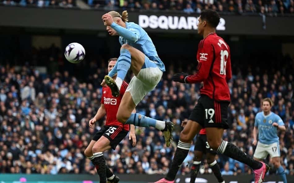 Web reage a gol incrível perdido por Haaland em City x United: 'O robô apresentou falha'