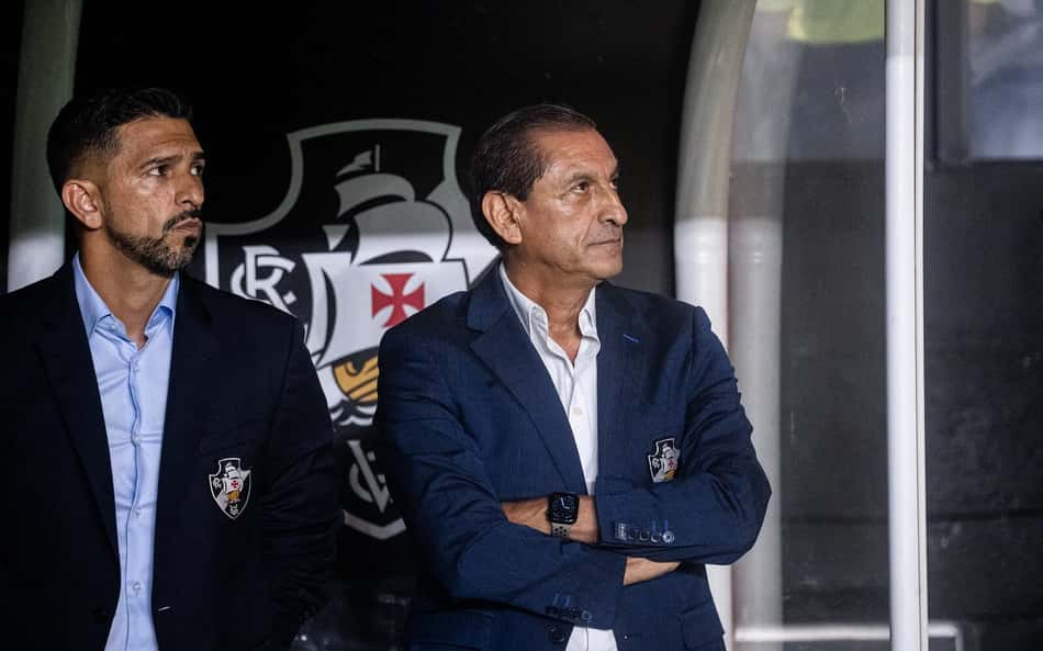 Ex-jogador cita sentimento da torcida do Vasco e diz: 'Só vive brigando para não cair'
