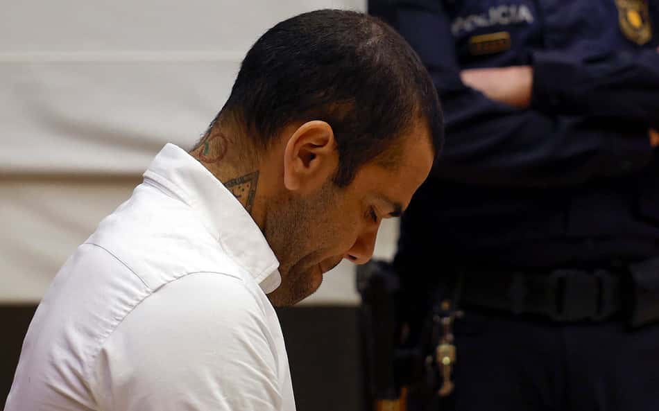 'Não vou fugir', diz Daniel Alves sobre pedido de liberdade provisória
