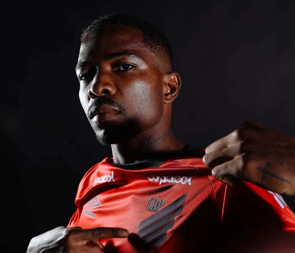 Cacá já vestiu a camisa do Athletico (Foto: Divulgação)
