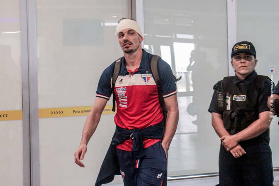 Joao-Ricardo-Fortaleza-ferido-onibus