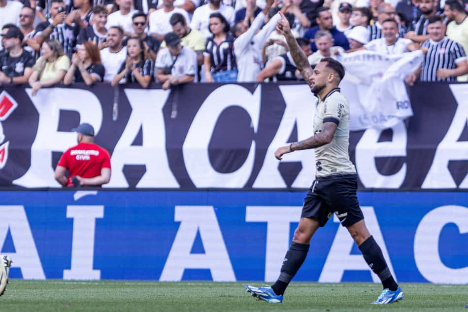 Maycon-Corinthians-Santo-André-Paulistão