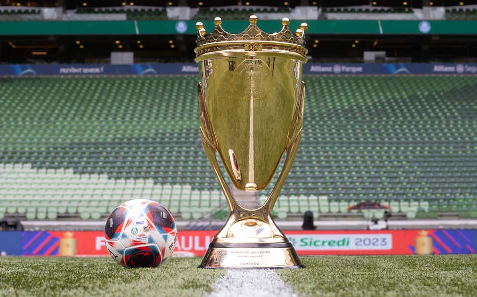 Quem paga mais ao campeão? Veja a premiação dos Estaduais pelo Brasil