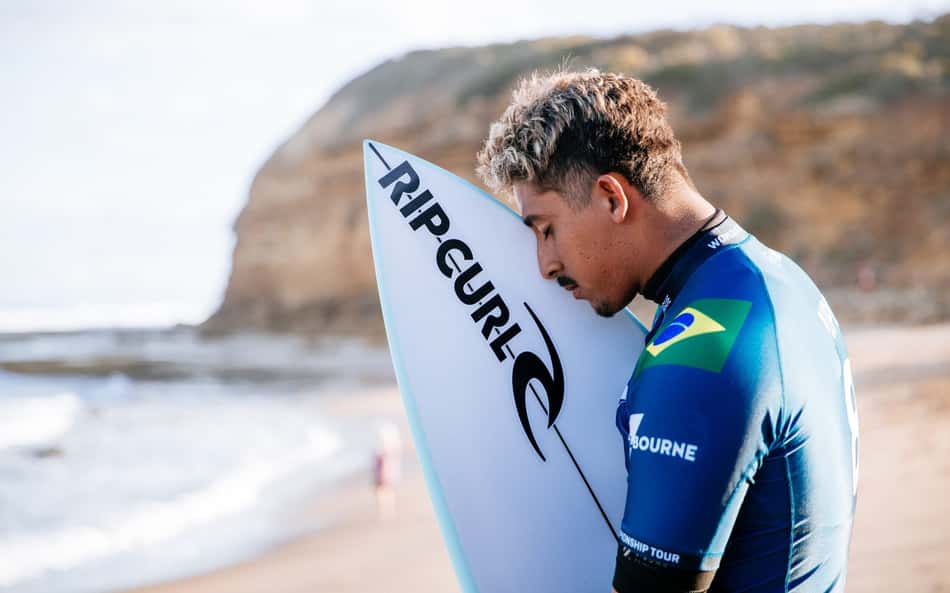 Surfe: Samuel Pupo tem a melhor nota do dia e Tati Weston-Webb vence duelo brasileiro na WSL