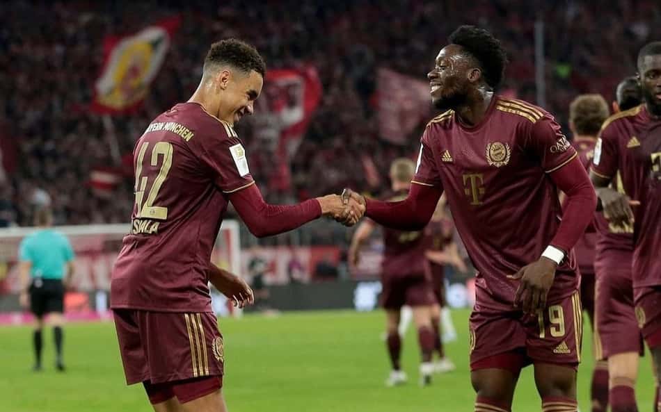 Diretor do Bayern de Munique dá ultimato para estrela do clube: 'Ele só precisa dizer sim ou não'