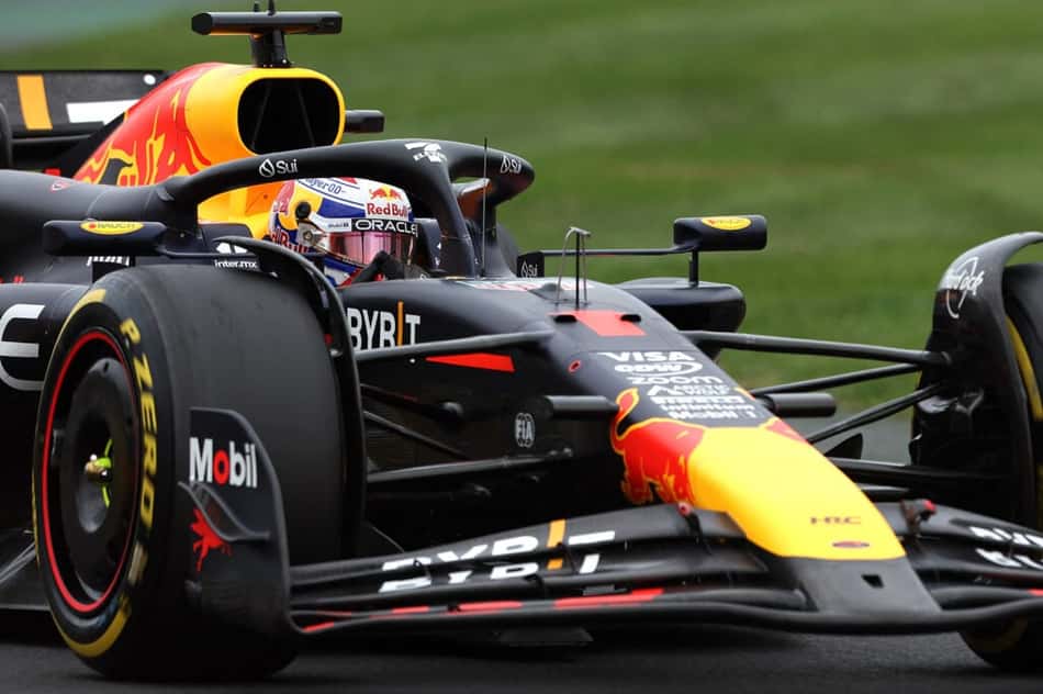 Red Bull se espanta com pole na Austrália: 'Achamos mesmo que Ferrari tinha vantagem'