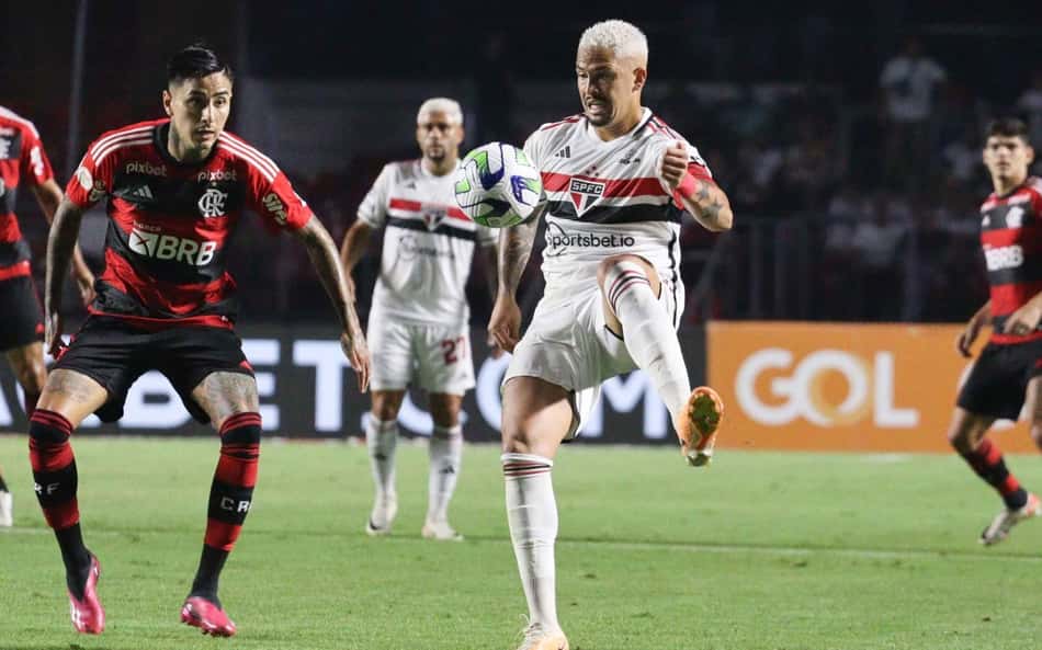 Flamengo e São Paulo alcançam marca expressiva nas redes; veja o desempenho de cada clube