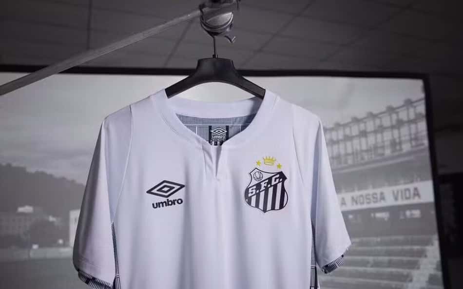 Santos lança novos uniformes para a temporada 2024; confira fotos e valores