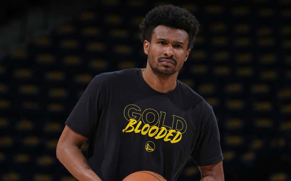AFP__20220422__1240139189__v1__HighRes__2022NbaPlayoffsGoldenStateWarriorsVDenverNug-scaled-aspect-ratio-512-320