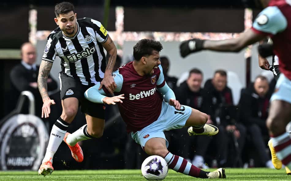 Brasileiro da Premier League é alvo de gigantes da Europa