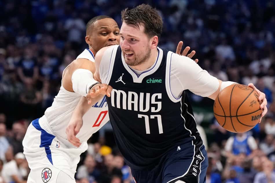 Los Angeles Clippers v Dallas Mavericks – Game Three
