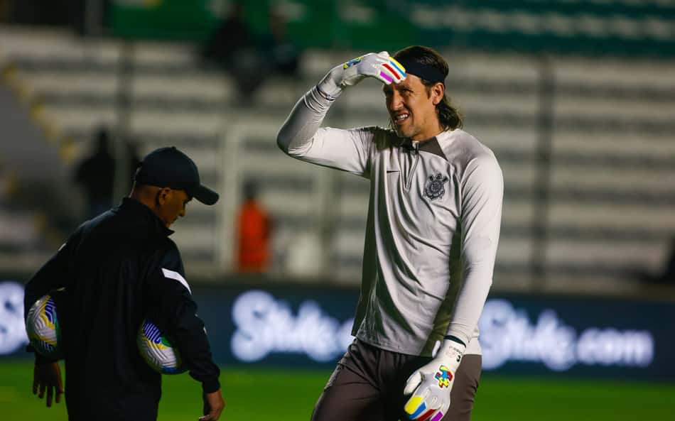 Torcedores do Corinthians se revoltam com falhas de Cássio: 'Não dá mais'