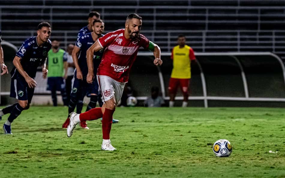CRB x Botafogo-PB: onde assistir, horário e escalações pela Copa do Nordeste