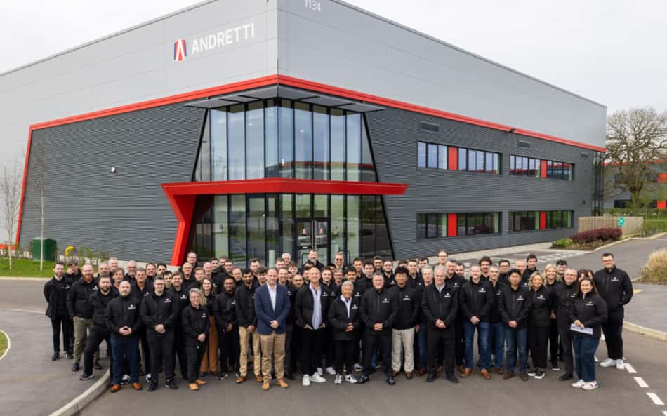 Andretti ignora rejeição e inaugura instalação em Silverstone