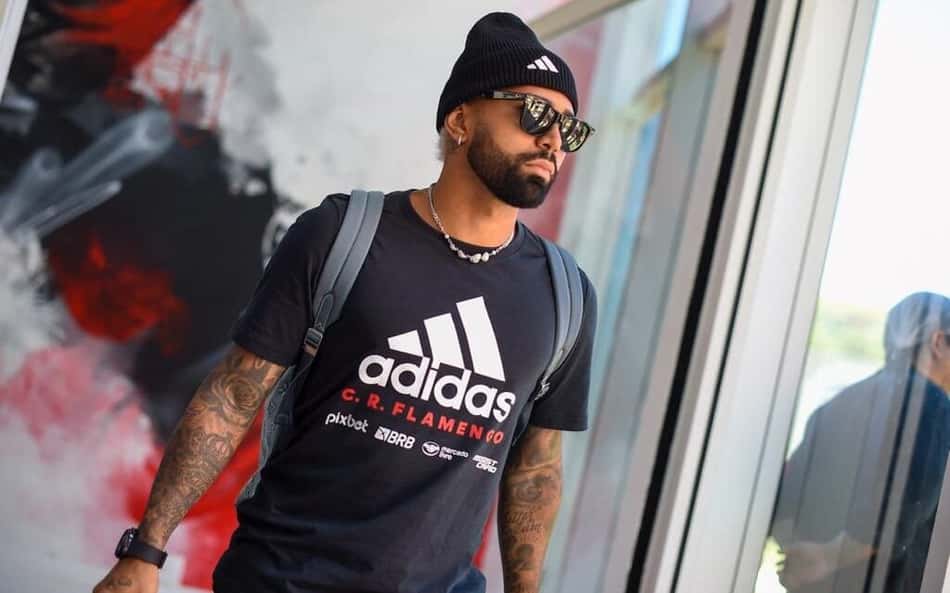 Gabigol interage com ex-BBB durante Flamengo x Palestino e agita a web: 'Ela venceu'
