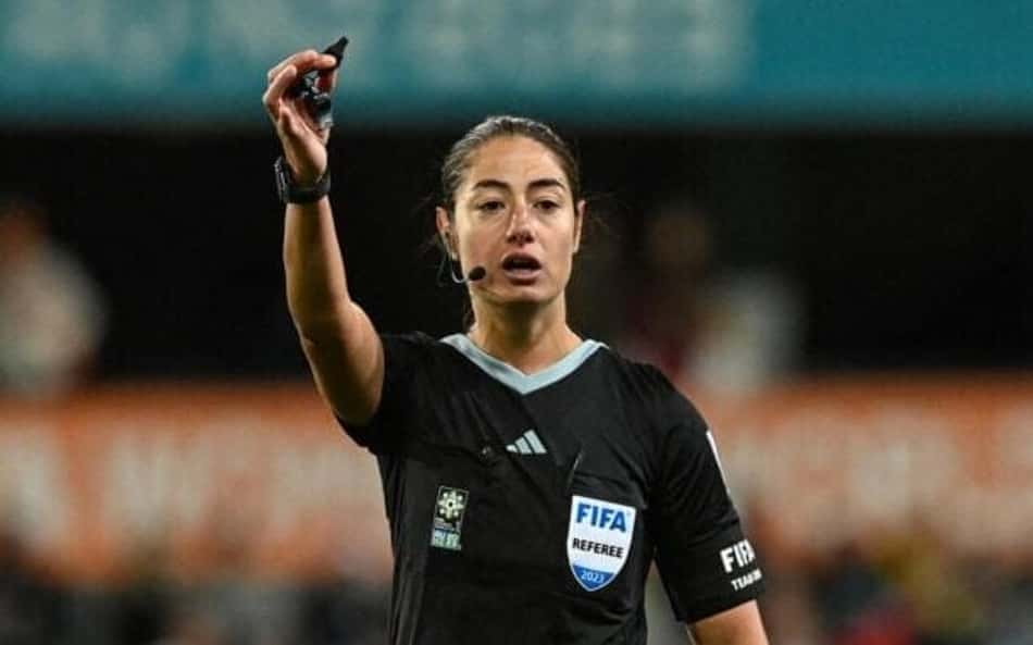 J10_fbl-wc-2023-women-match21-jpn-crc_Easy-Resize.com_-610×400-1-aspect-ratio-512-320