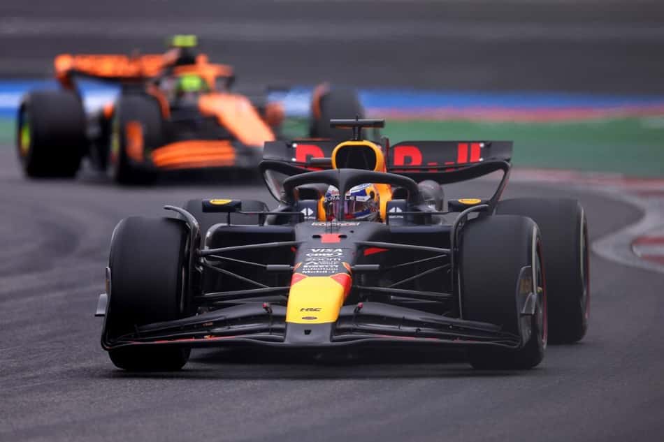 china-2024-f1-corrida-red-bull-max-verstappen-03-1024×683-1-1